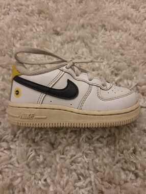 Nike Air Force 1 LV8 Toddler 7C (Have a Nike Day).